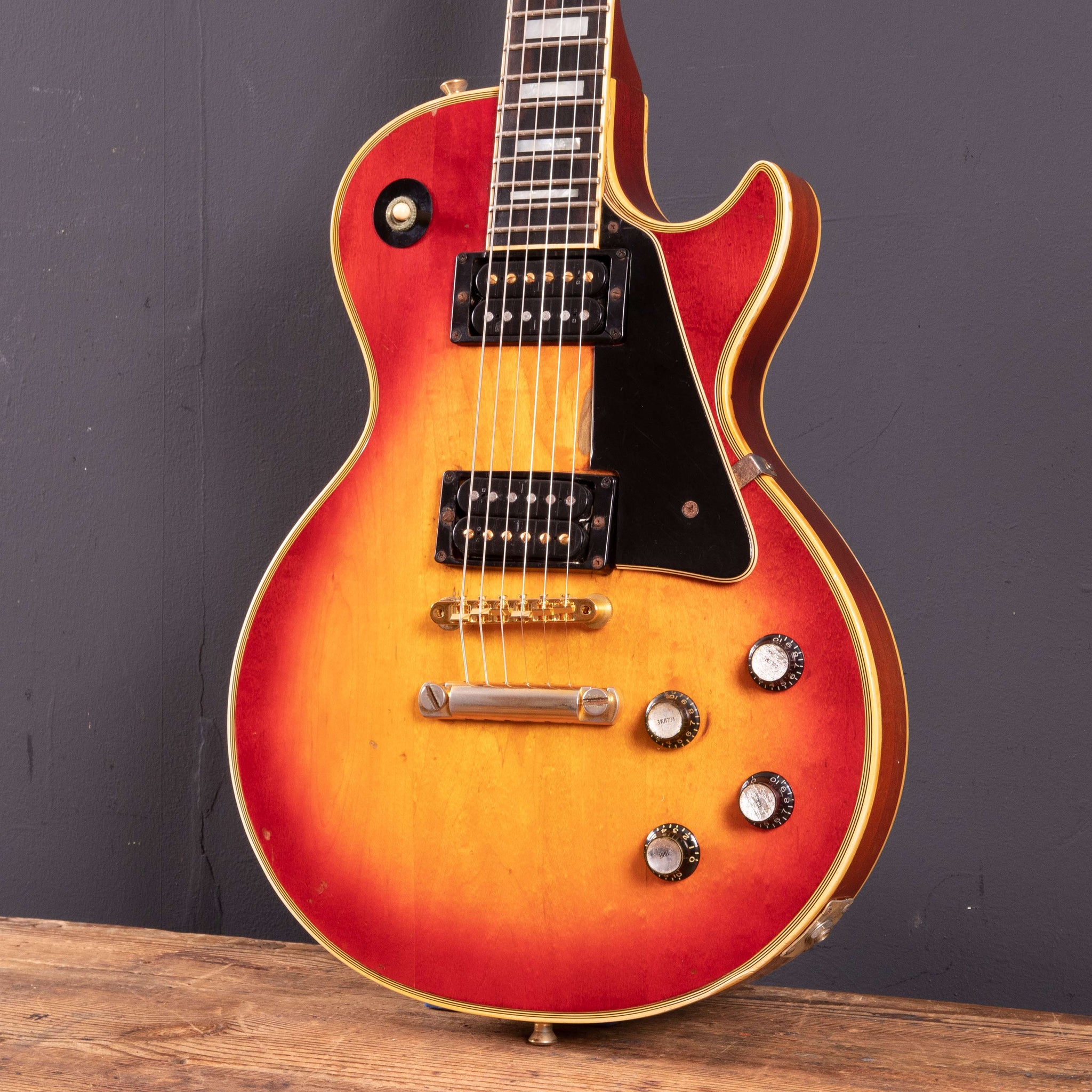 1974 Gibson Les Paul Custom, Cherry Sunburst